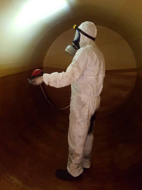 Curatare rezervoare de combustibil si colectare deseuri
